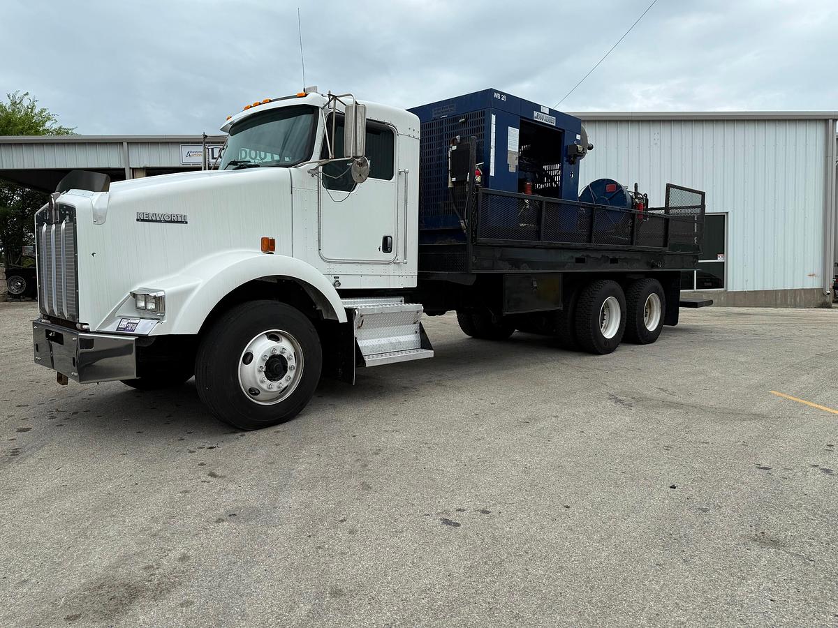 Used 2005 Kenworth T800 Pump Truck - Gardner Denver / OPI 10K Triplex Pump - Fully Functional!