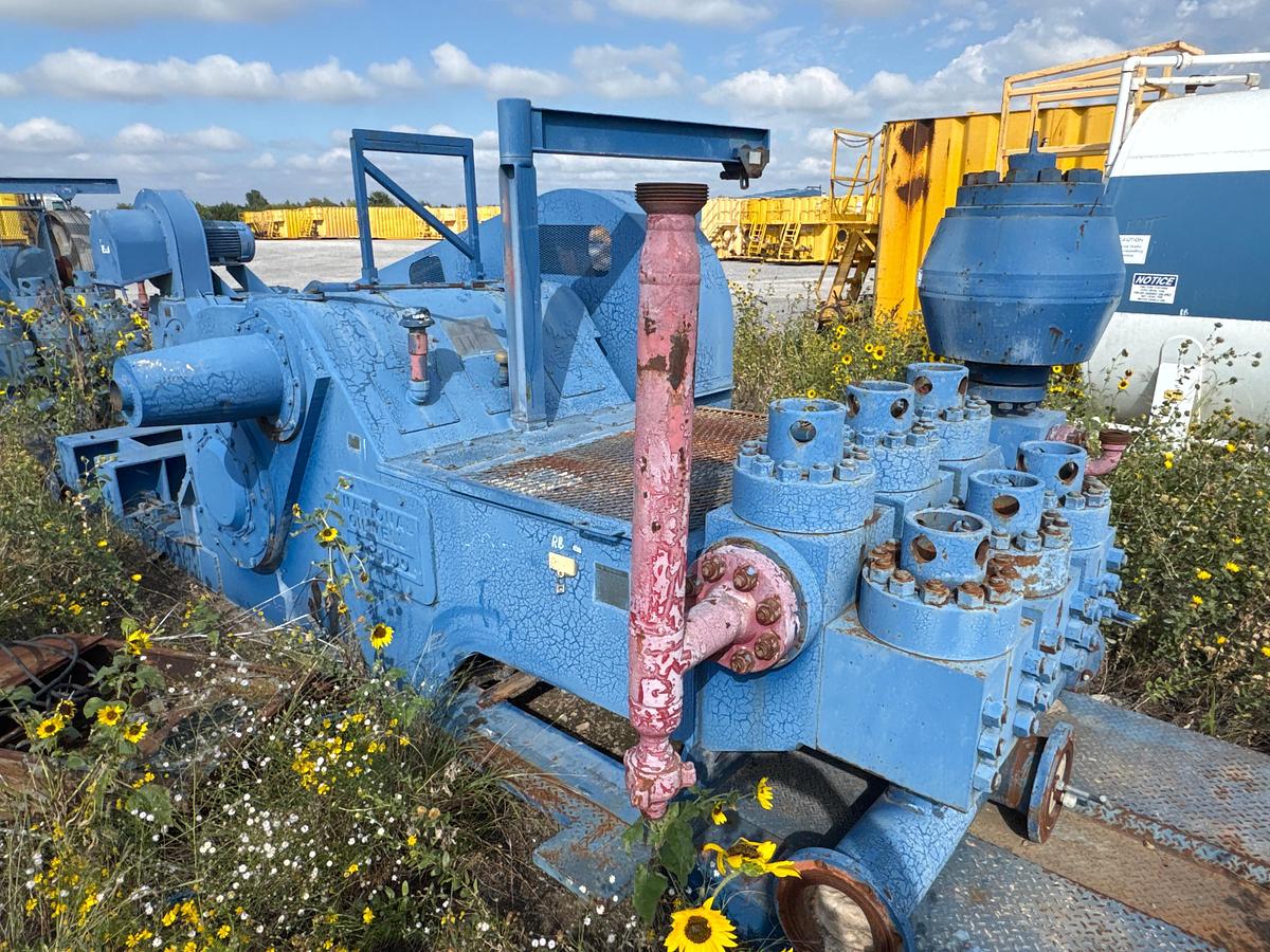 Used National Oilwell 9P-100 Triplex Mud Pump