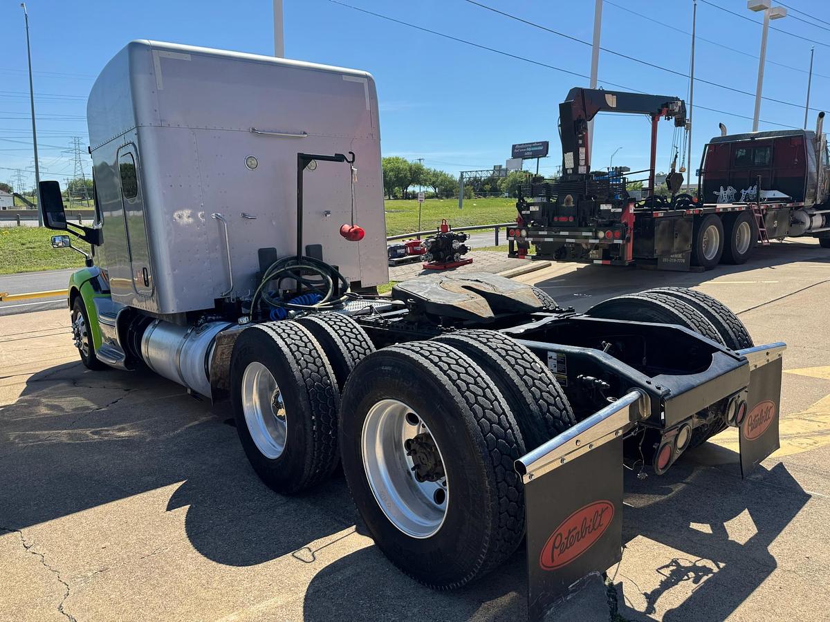 Used 2015 Peterbilt 579 6x4 Sleeper Truck Tractor