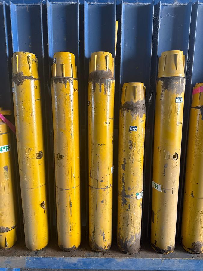 Used (8) Hydraulic Cylinder / Actuator  4'' FH Connection