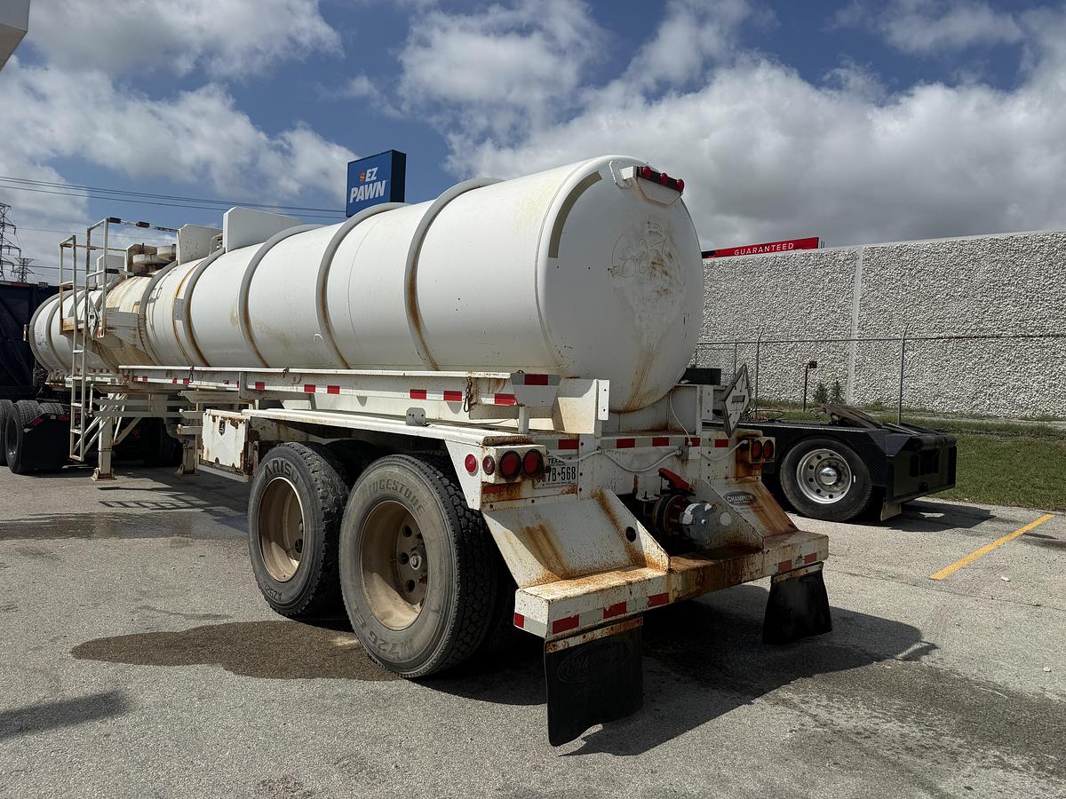 Used 2012 Overland Tank 10,000GAL 3-Compartment Acid Transport Trailer