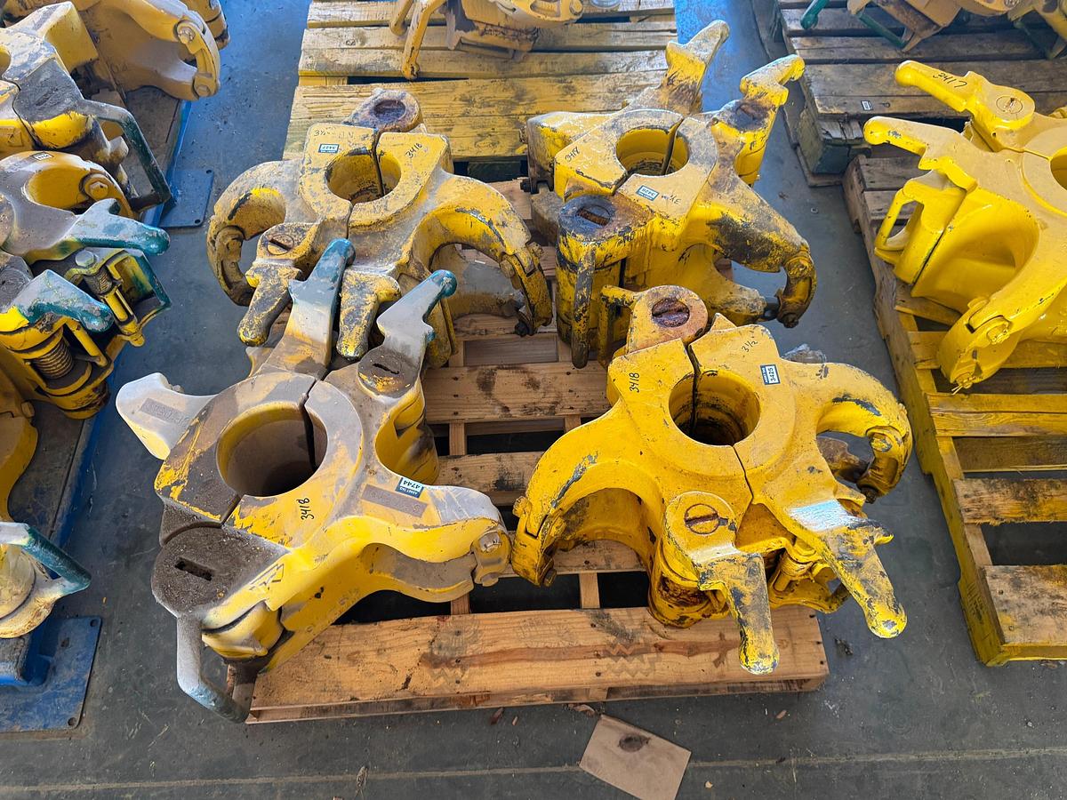 Used (4) AOT MGG 3 1/2'' -5 1/2'' 250-Ton BN DP Elevators