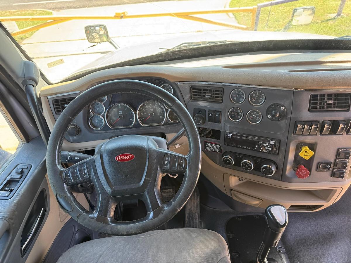 Used 2015 Peterbilt 579 6x4 Sleeper Truck Tractor