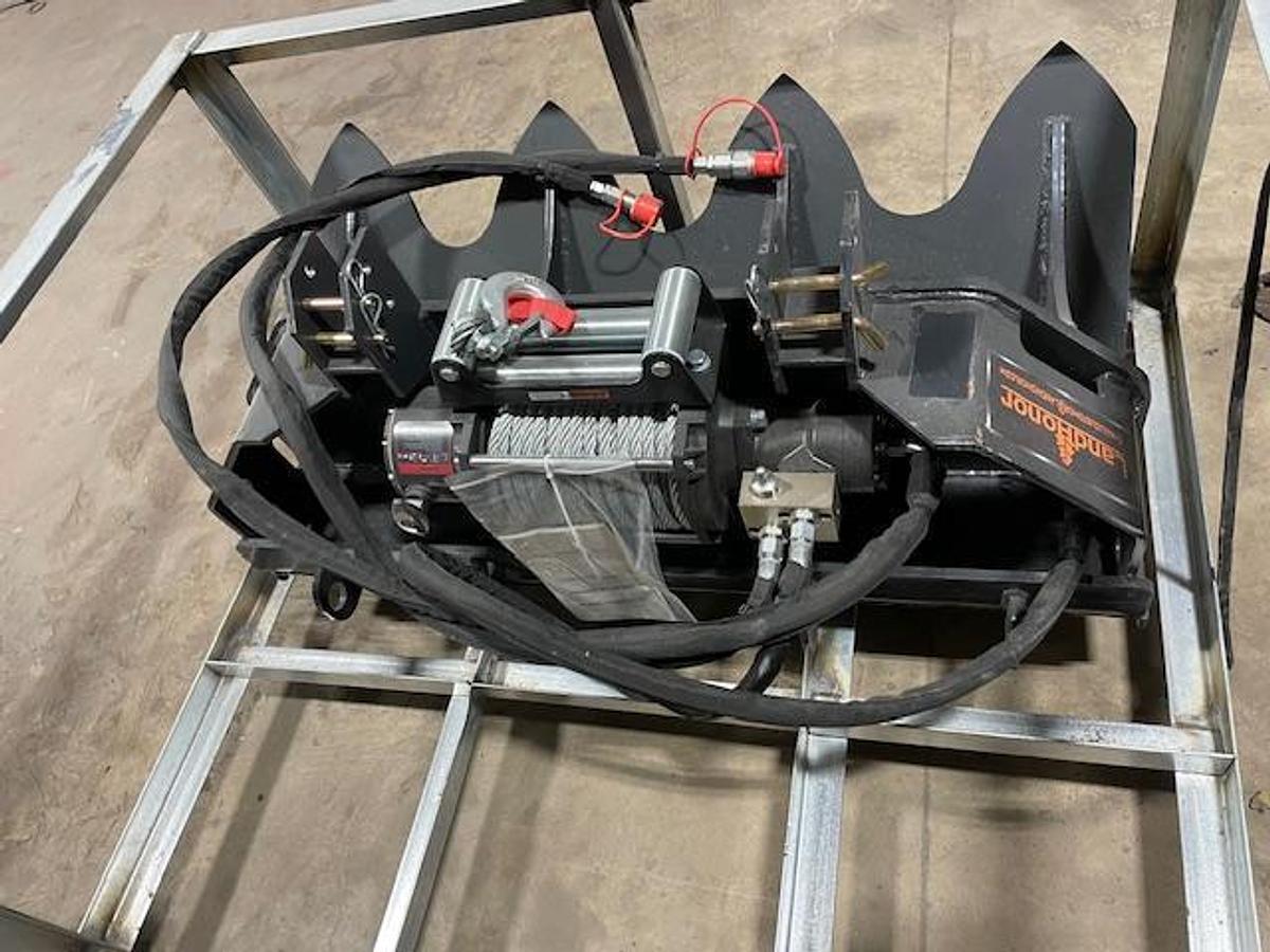 Used Landhonor FW-13-15000G 15,000lb Hydraulic Winch, Skid Steer Attachment (UNUSED)