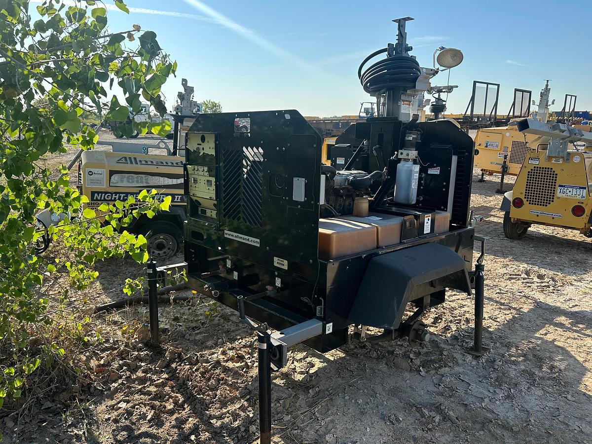 Used Allmand Maxi-Lite 2 Inoperable Isuzu Engine, No Generator, Missing Wheels.