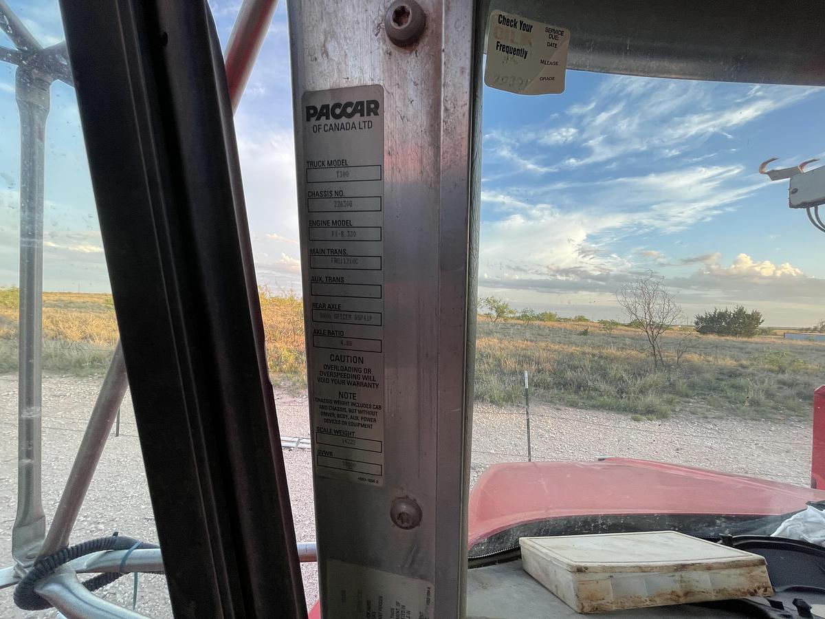 Used 2007 Kenworth T300