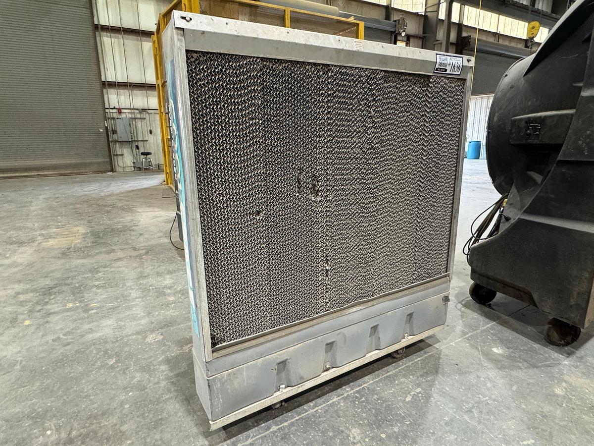 Used Cool Space PortaCool - 4-Speed