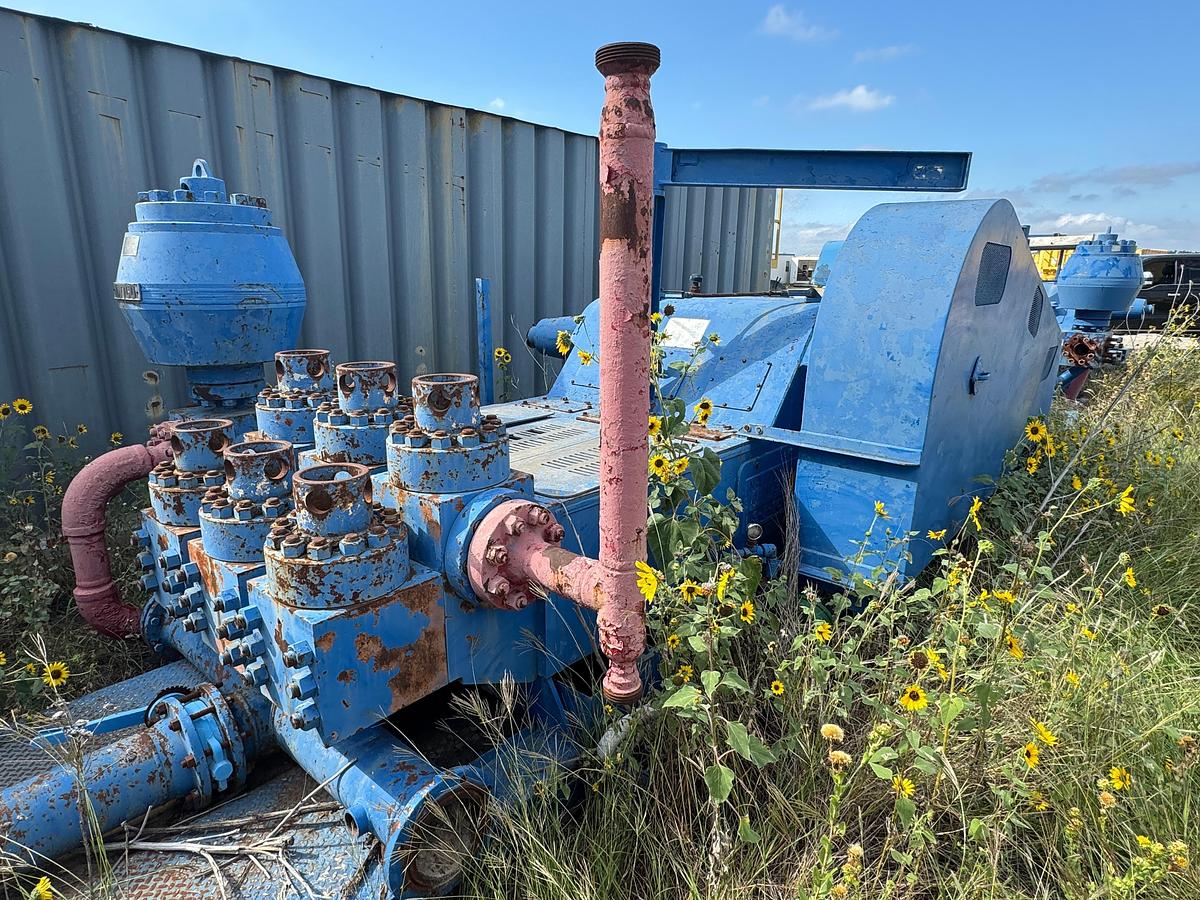 Used National Oilwell 9P-100 Triplex Mud Pump