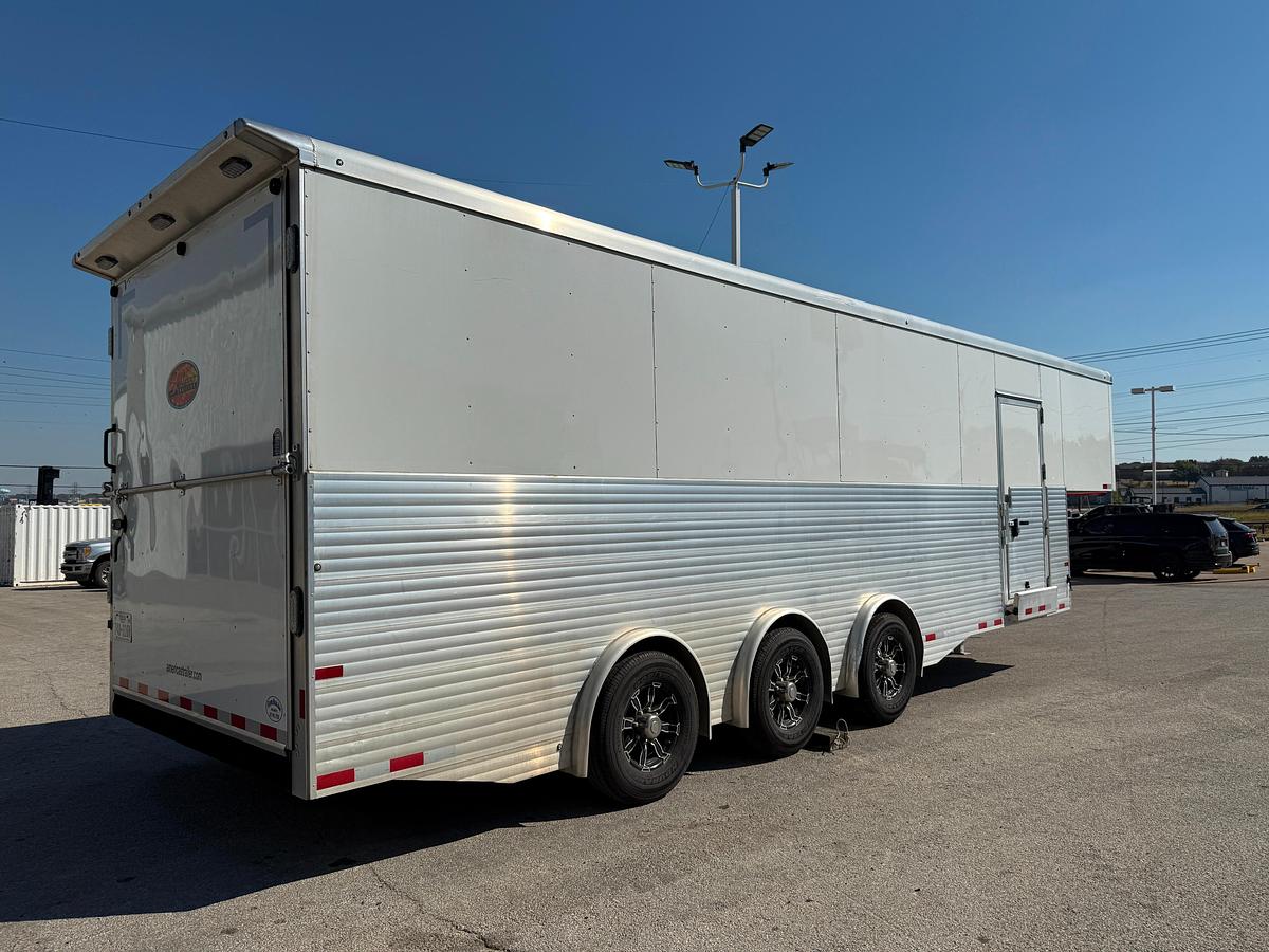 Used 2024 Sundowner Work Horse 28GN Trailer