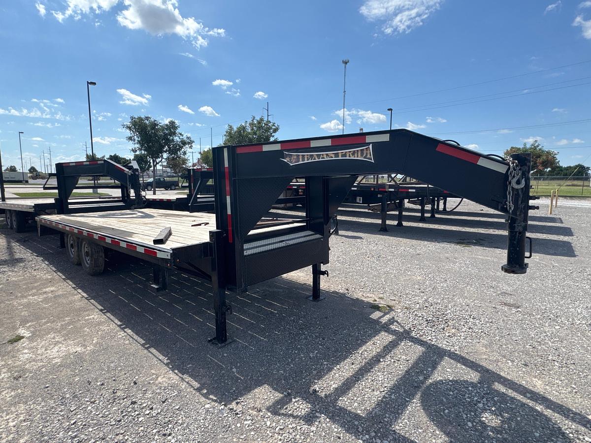 Used 2018 Texas Pride 20 Gooseneck Flatbed Trailer 14,000 lb GVWR