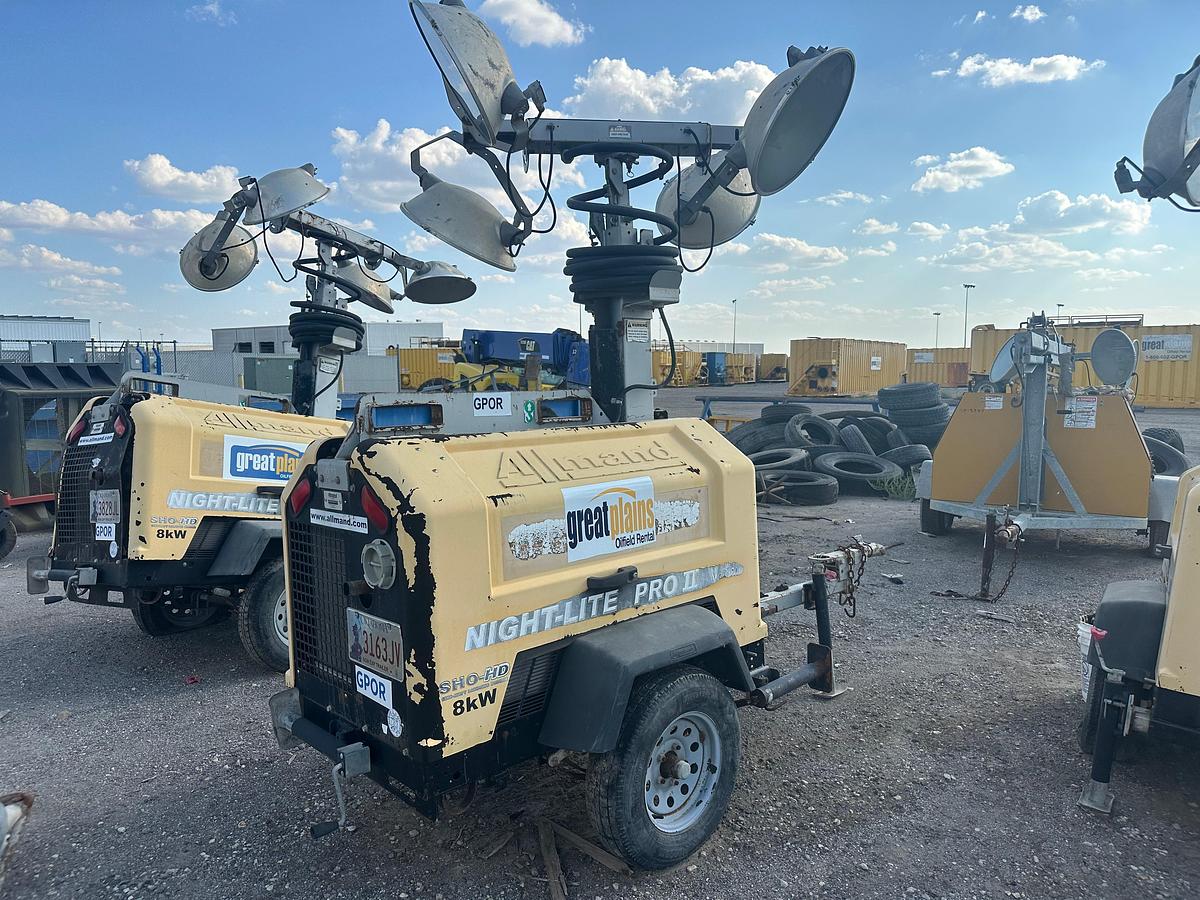 Used Allmand Night-Lite 2 8KW Light Plant with CAT Engine