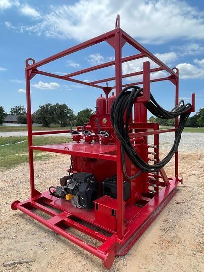 Used BOP 4 Station Closing Unit