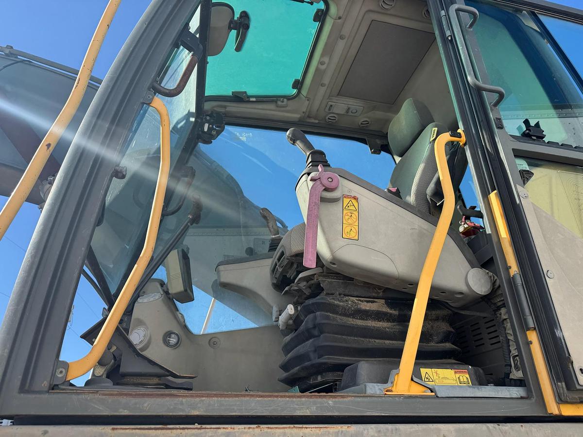 Used VOLVO Excavator