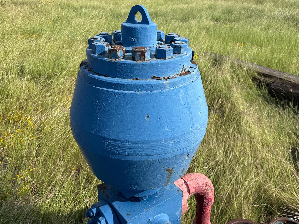 Used National Oilwell 9P-100 Triplex Mud Pump