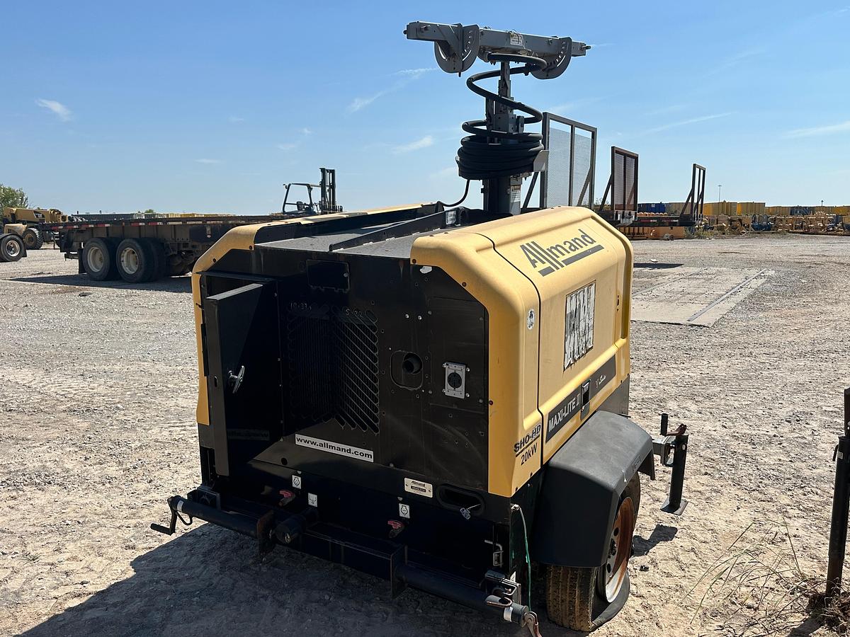 Used Allmand Maxi-Lite 2 20kw Light Plant with Isuzu Engine and Pancake Generator, Inoperable.