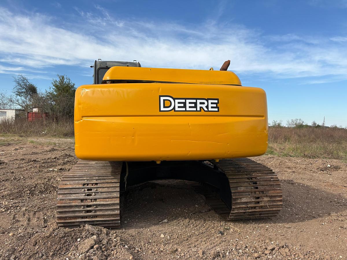 Used 2005 John Deere 200LC Excavator