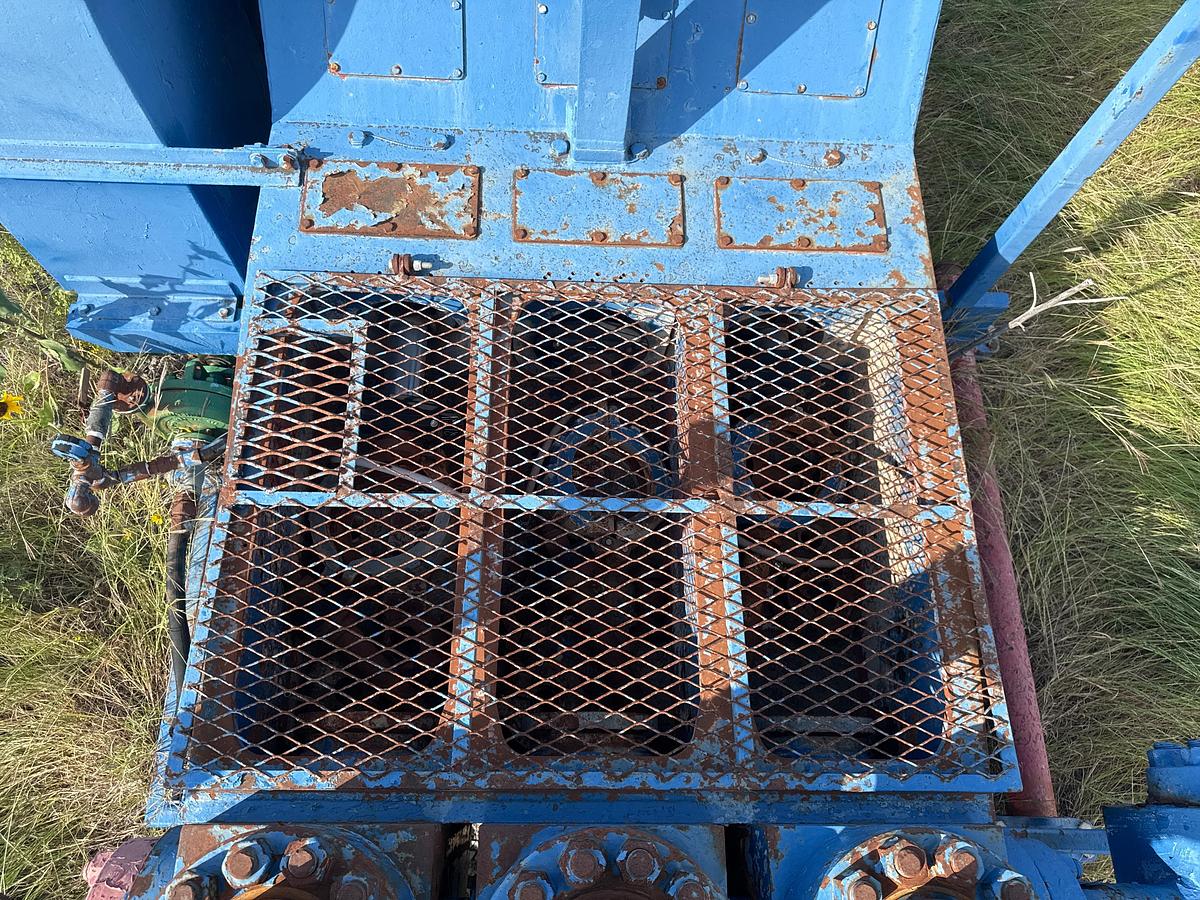 Used National Oilwell 9P-100 Triplex Mud Pump