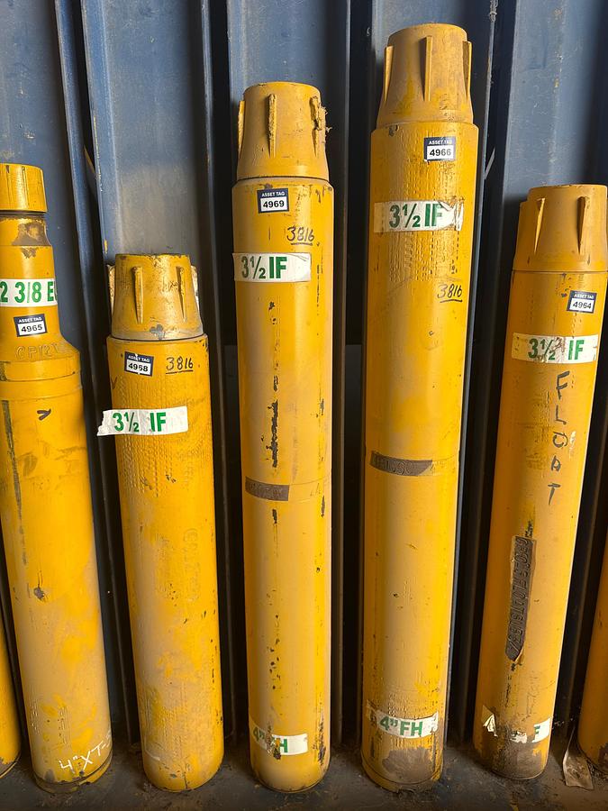 Used (13) Crossover Subs 3 1/2'' IF to 4'' FH