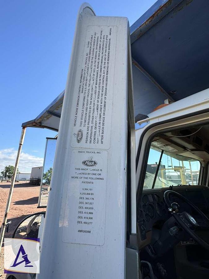 Used 2008 Mack GU713 Swab Rig Truck - MP7 Motor - Walker Neer!