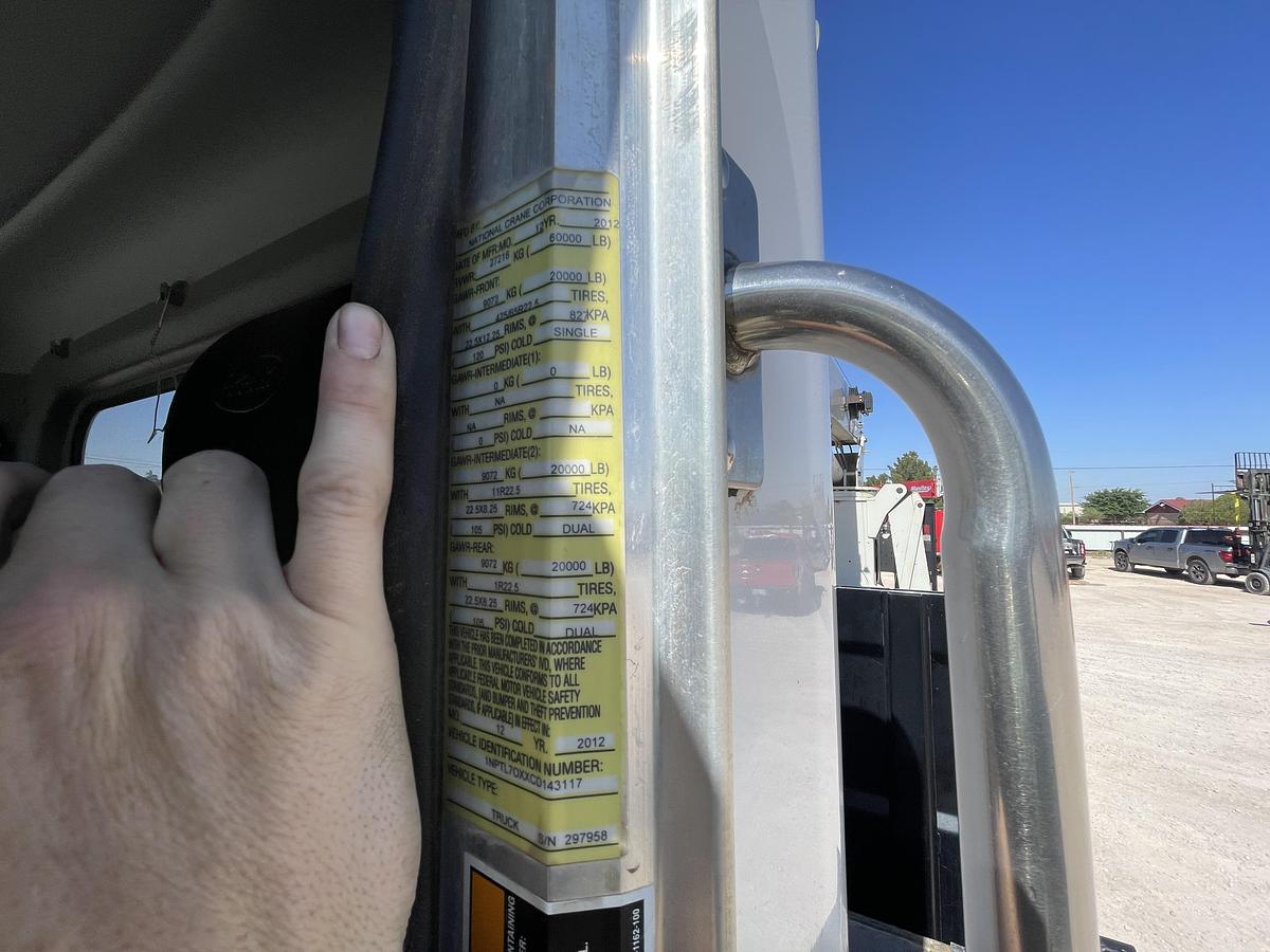 Used 2012 Peterbilt 367 Service Truck with National 900A Crane