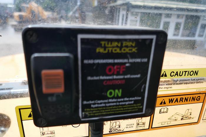 Used 2012 HYUNDAI ROBEX 80CR-9