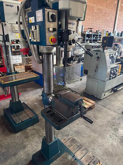 Used TRAPANO A COLONNA SERRMAC 25