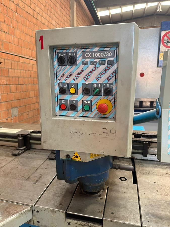 Usato PUNZONATRICE EUROMAC USATA