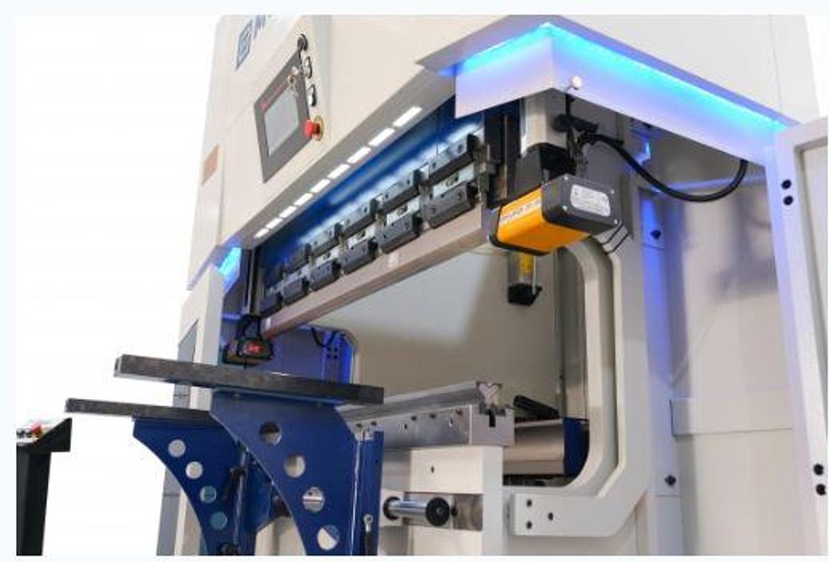 PRESSA PIEGATRICE ELETTRICA CNC E SINCRONIZZATA SERIE S