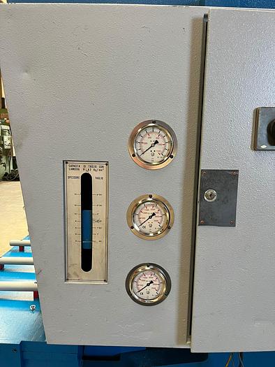 Usato CESOIA A GHIGLIOTTINA IDRAULICA CMU 3000x8mm USATA