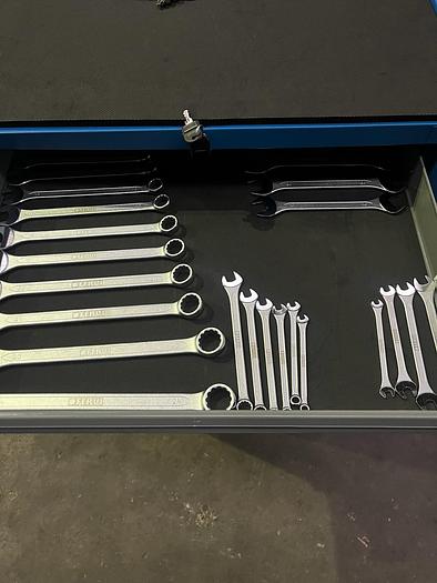 CARRELLO PORTA UTENSILI ATTREZZATO CON 98 UTENSILI