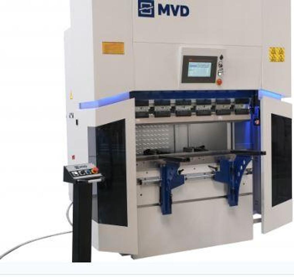 PRESSA PIEGATRICE ELETTRICA CNC E SINCRONIZZATA SERIE S