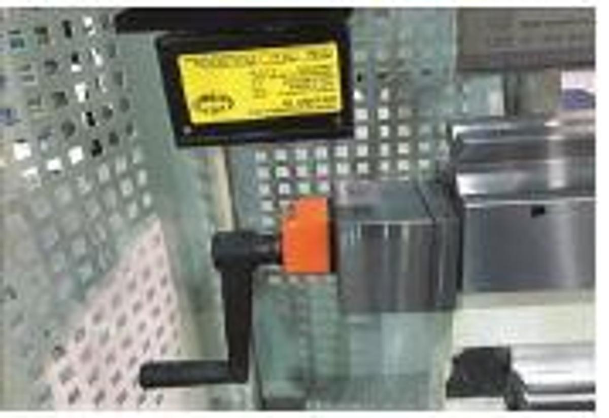 PRESSA PIEGATRICE IBRIDA HC