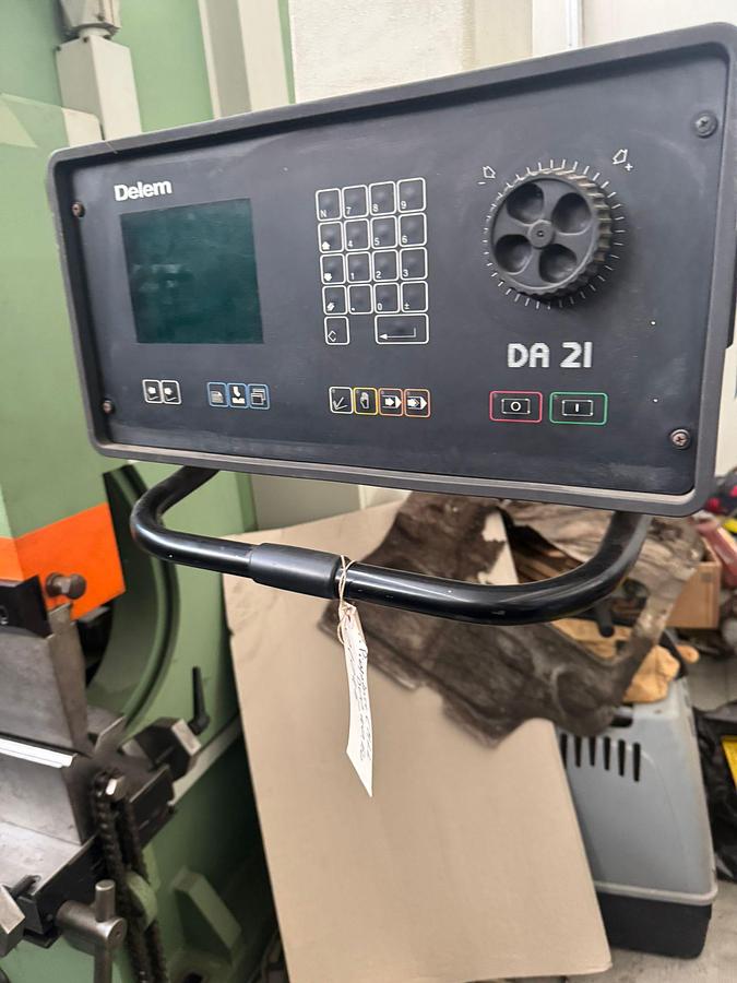 Usato PRESSA PIEGATRICE CMLL USATA 