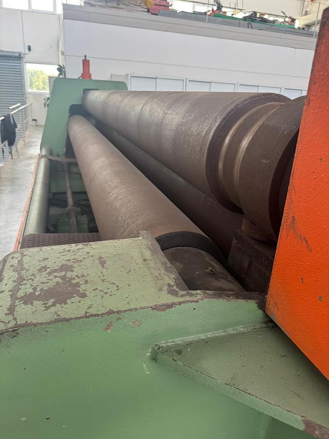 Usato CALANDRA IDRAULICA CMLL USATA