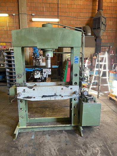 Used PRESSA IDRAULICA OMCN 100 TON USATA