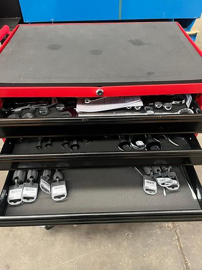 CARRELLO PORTA UTENSILI ARUBA RACING ATTREZZATO CON 100 PEZZI