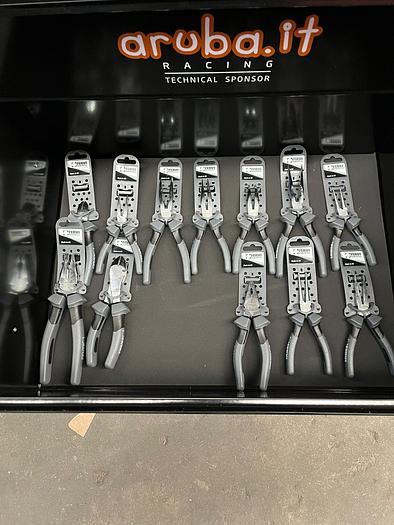 CARRELLO PORTA UTENSILI ARUBA RACING ATTREZZATO CON 100 PEZZI