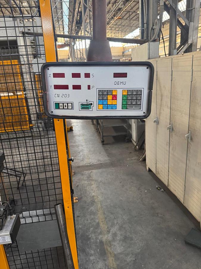 Usato PRESSA PIEGATRICE NOVASTILMEC 6000X240 TON USATA