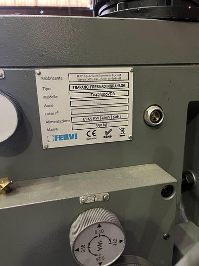 TRAPANO FRESA CON DISCESA AUTOMATICA DA STOCK