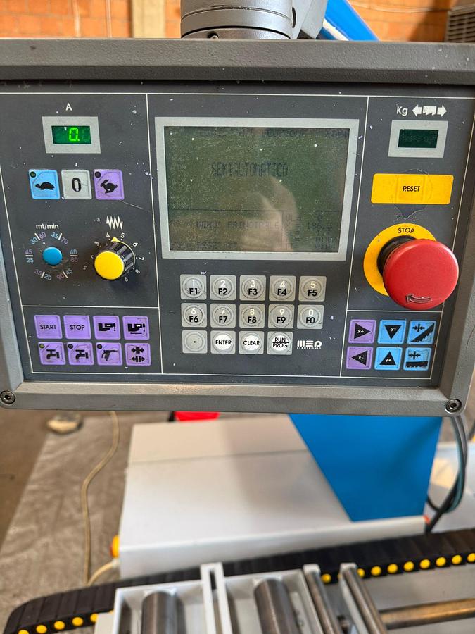 Ricondizionato SEGATRICE A NASTRO MEP CNC USATA