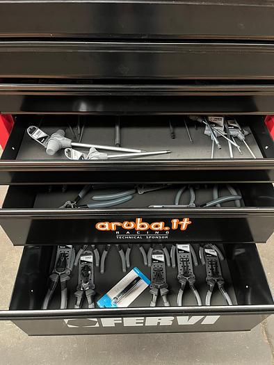 CARRELLO PORTA UTENSILI ARUBA RACING ATTREZZATO CON 100 PEZZI
