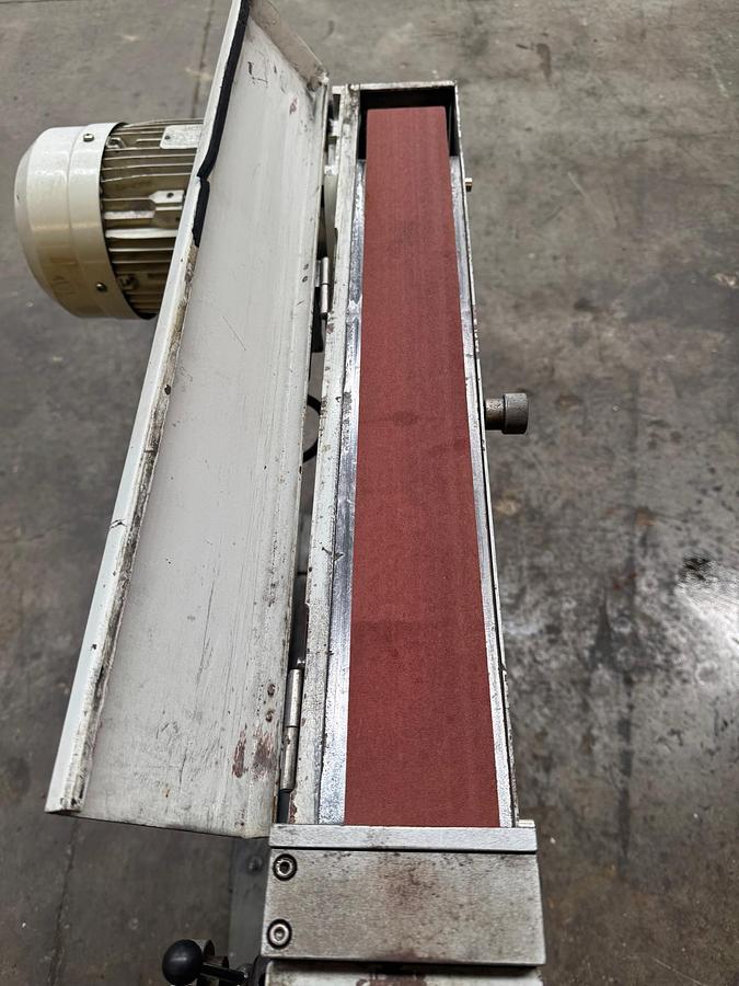 Usato SMERIGLIATRICE A NASTRO PROFESSIONALE OPTIMUM USATA