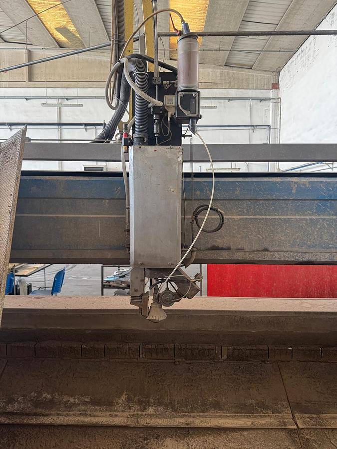 Usato TAGLIO A GETTO D'ACQUA  WATERJET TECNOCUT USATO