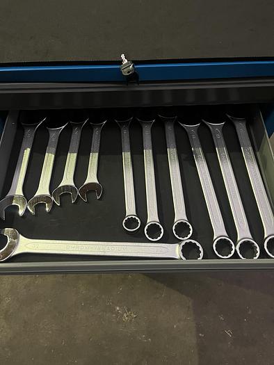 CARRELLO PORTA UTENSILI ATTREZZATO CON 98 UTENSILI