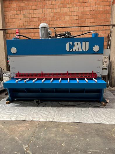 Usato CESOIA A GHIGLIOTTINA IDRAULICA CMU 3000x8mm USATA