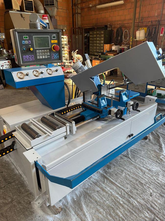 Ricondizionato SEGATRICE A NASTRO MEP CNC USATA