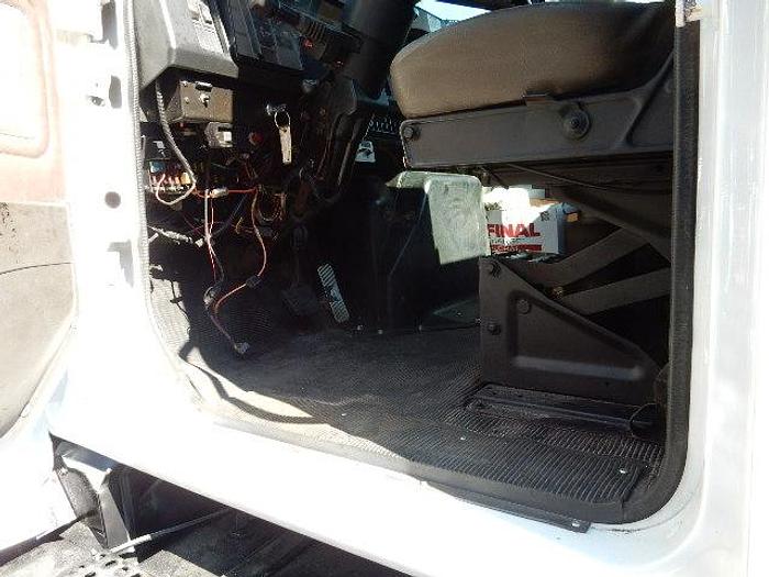 Used 1999 International 2574