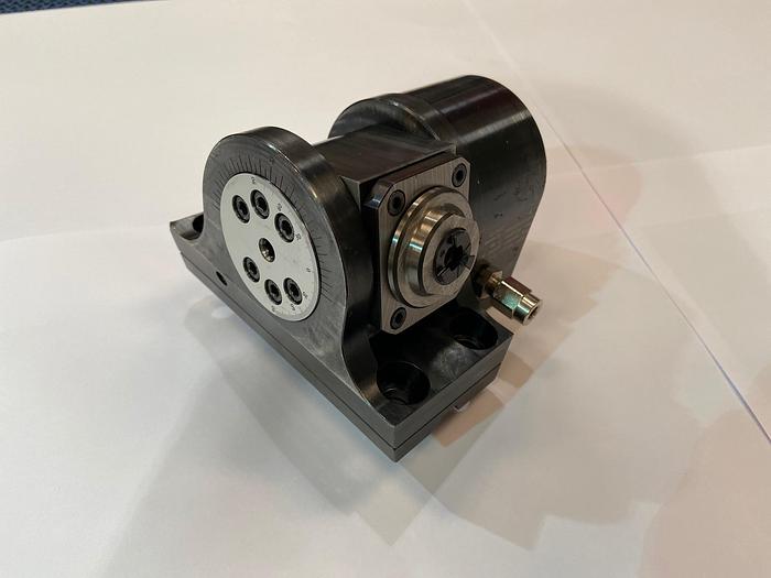 Used BRUGT CNC-DREJEBÆNK FABR. SCHAUBLIN, MODEL 136-5AX