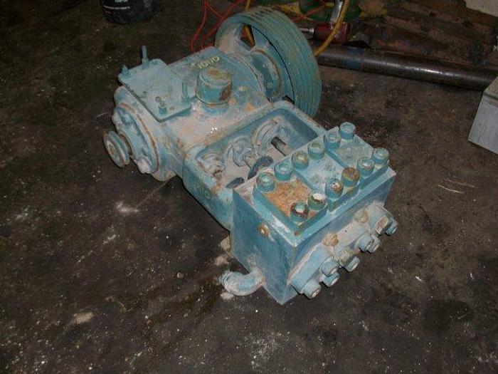 Used Wheatley P-200 Triplex Plunger Pump
