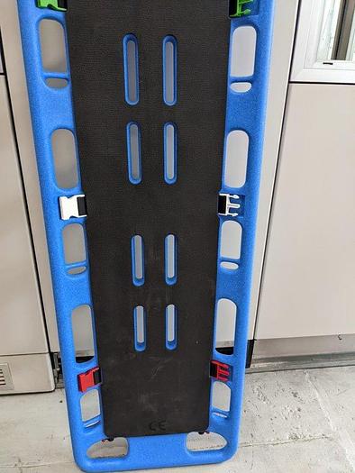 I Giovanniti  - Hybriboard stretcher - Hybriboard barella  Hybriboard